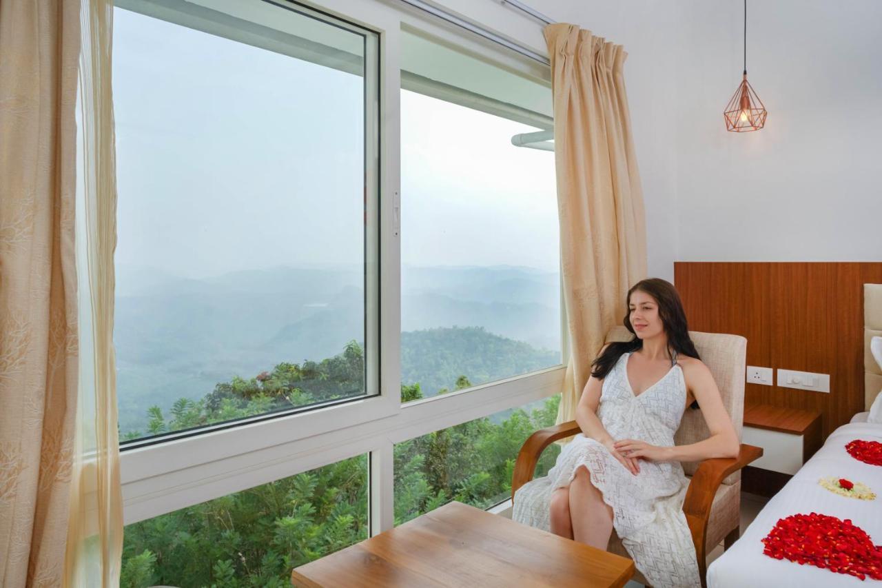 Sprise Munnar Resort And Spa Eksteriør billede